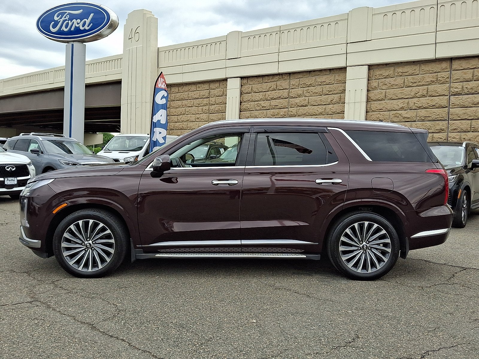 Used 2024 Sierra Burgundy - W7B Hyundai Calligraphy image 7