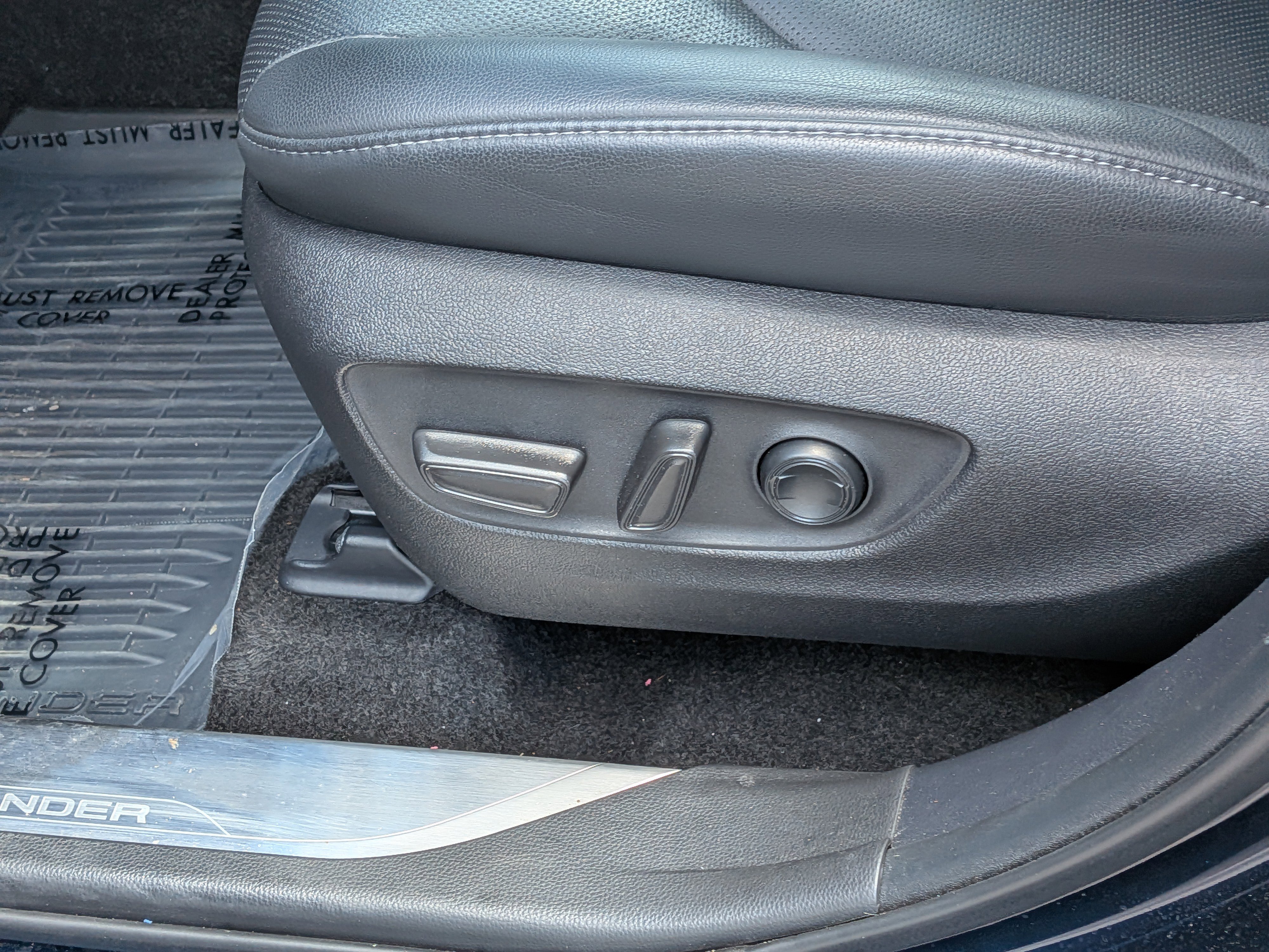 2024 Toyota Highlander Platinum - Photo 23