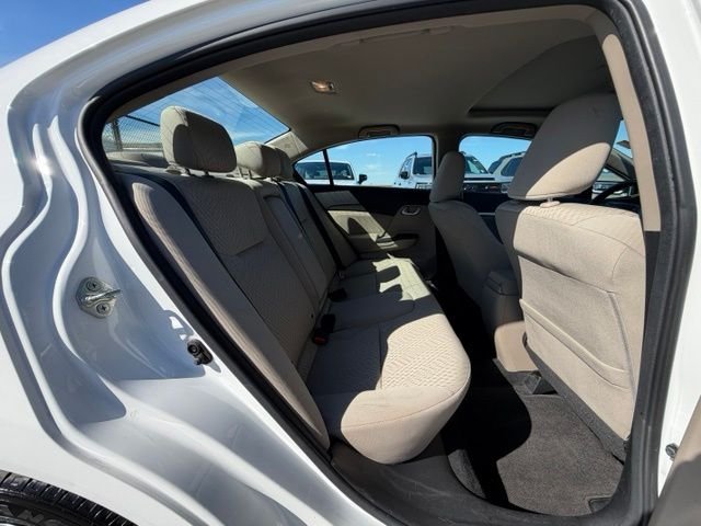 Used 2015 White Honda EX image 15