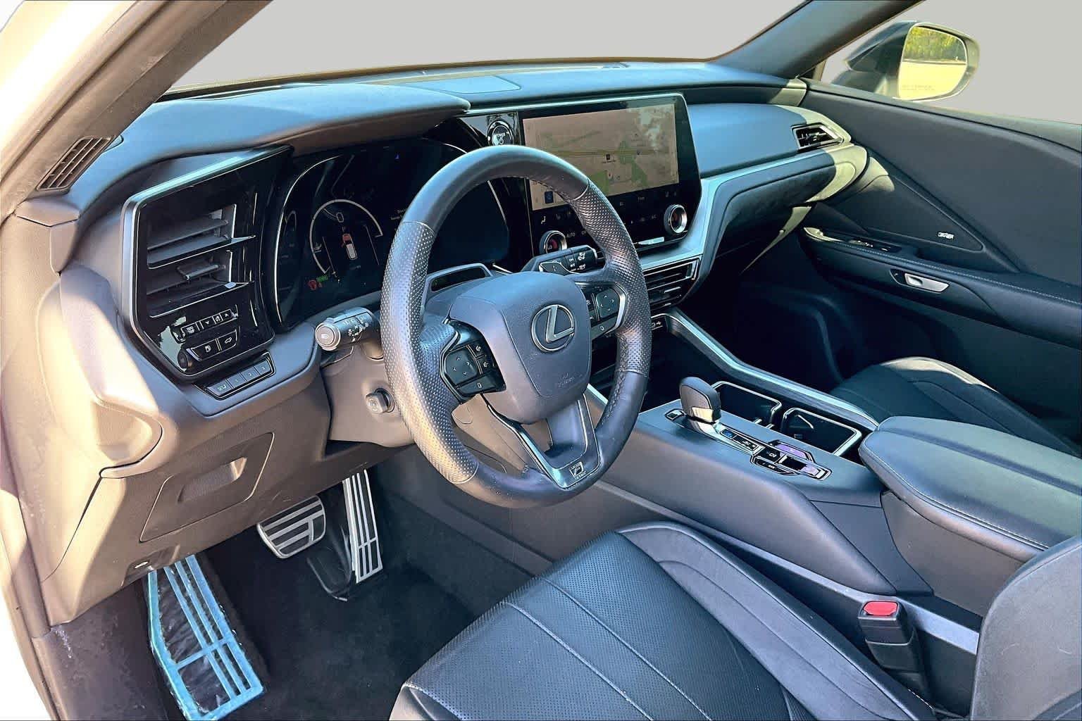 Used 2024 Wind Chill Pearl Lexus F SPORT Luxury image 18