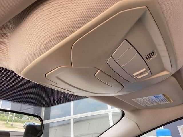 Used 2014 Red Ford SE image 30