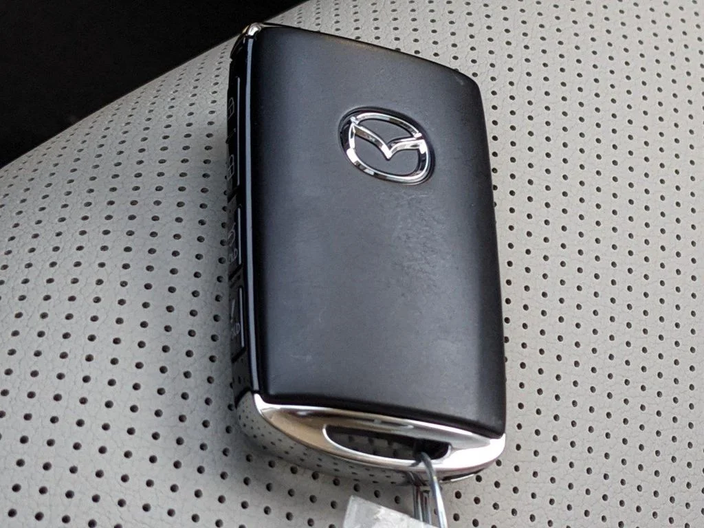 Used 2024 Gray Mazda Preferred image 33