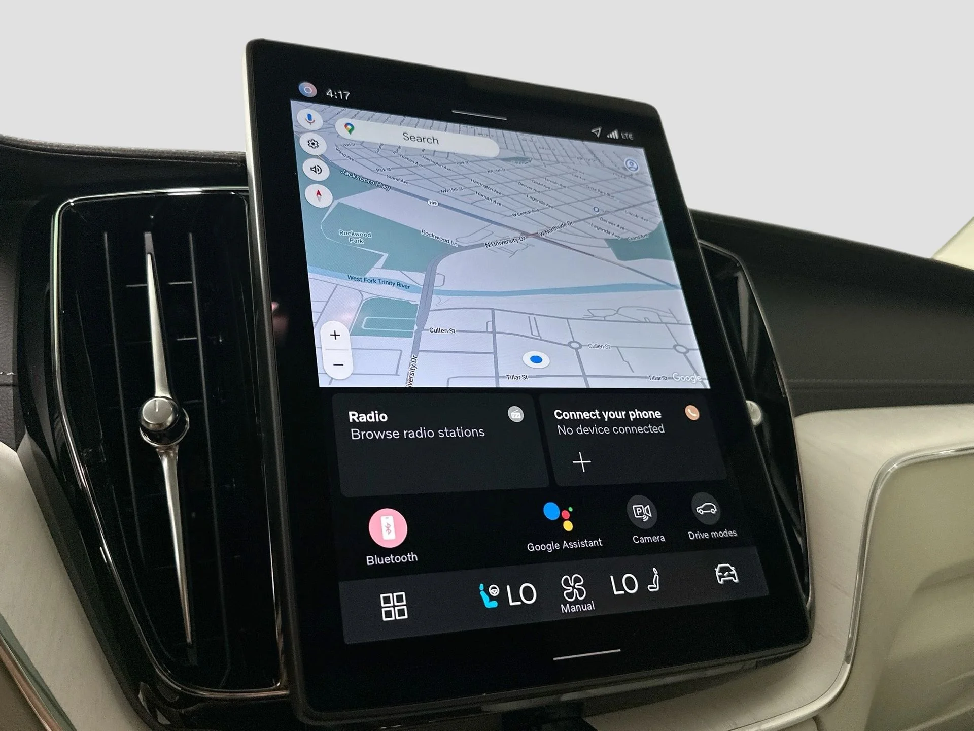 New 2026 Crystal White Volvo Ultra image 10