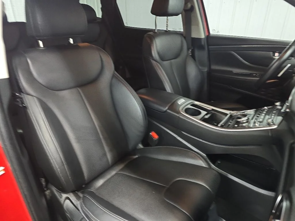 Used 2023 Calypso Red Hyundai XRT image 14