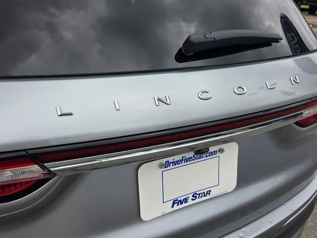 Used 2022 Silver Lincoln Standard image 10