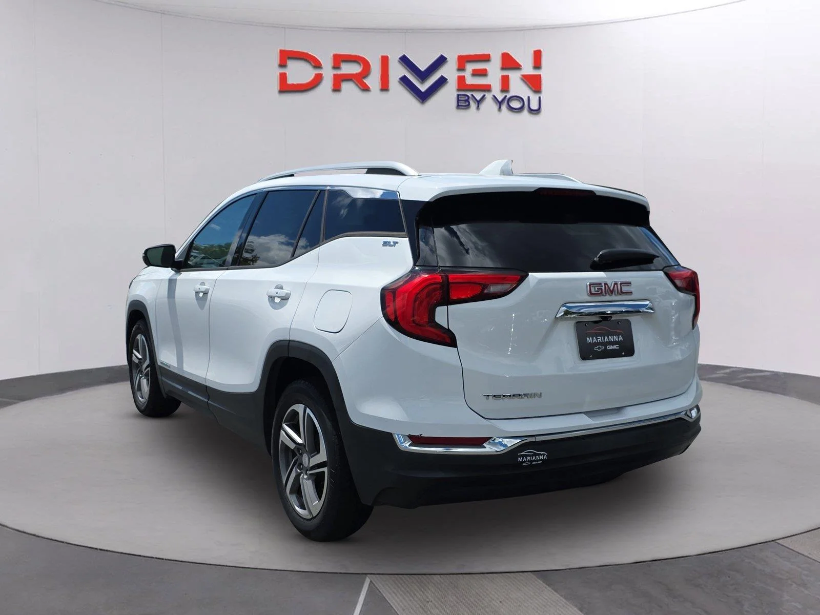Used 2020 SUMMIT WHITE GMC SLT image 4