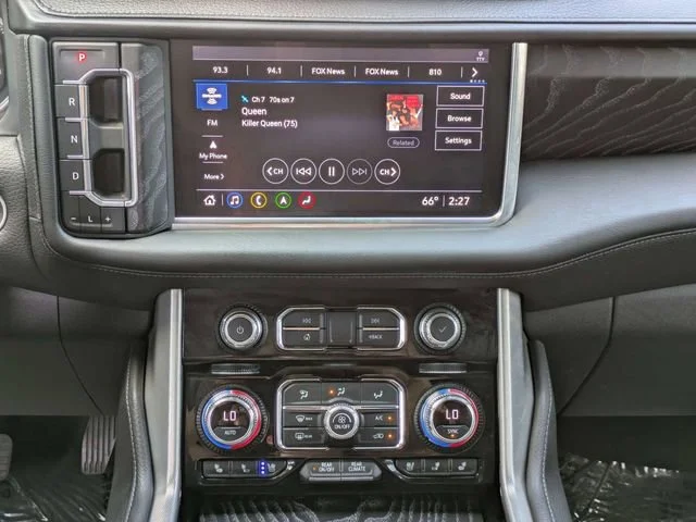 Used 2021 Onyx Black GMC Denali image 22