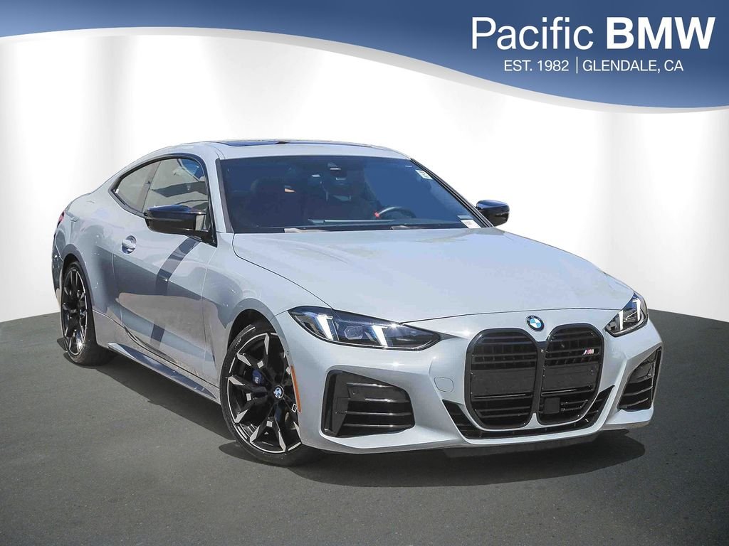 2026 BMW 4 Series M440i Coupe's photo