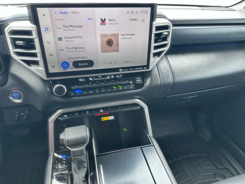 2024 Toyota Sequoia SR5 - Photo 22