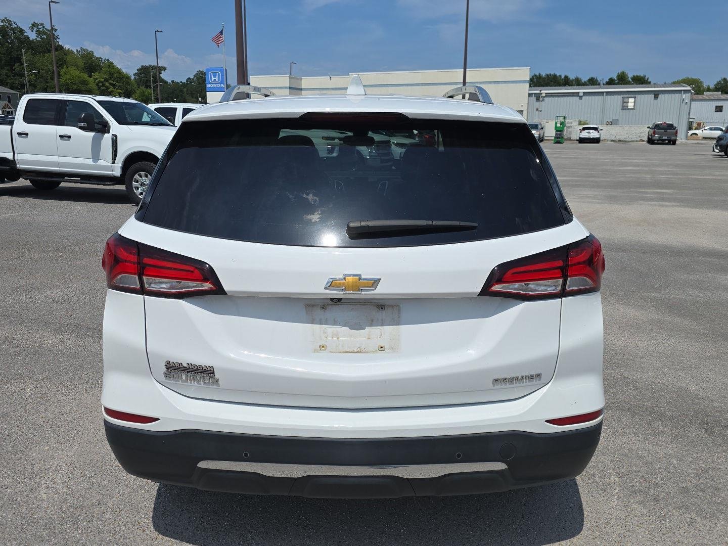 Used 2023 Summit White Chevrolet Premier image 4
