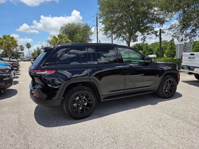 Certified Used 2025 Black Jeep Altitude image 12