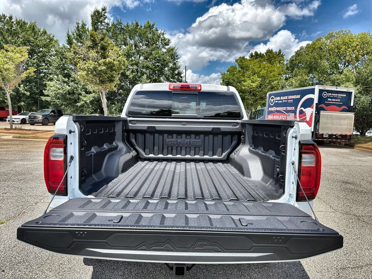 New 2026 Summit White GMC Elevation image 21