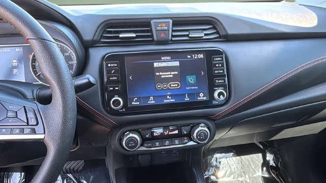 Used 2025 Kch/gray Sky P Nissan SR image 25