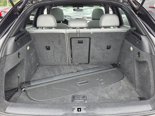 Used 2018  Audi 2.0T Premium image 11