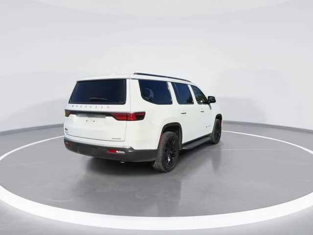 Used 2022 White Jeep Series I image 11