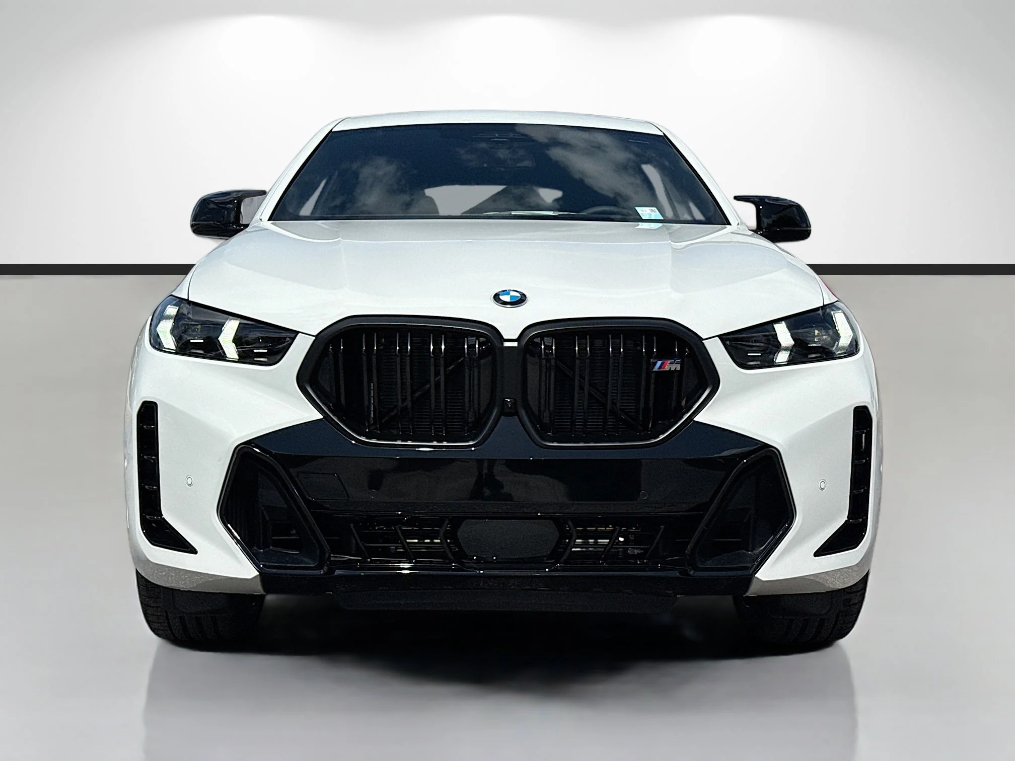 New 2027 Alpine White BMW M60i image 8