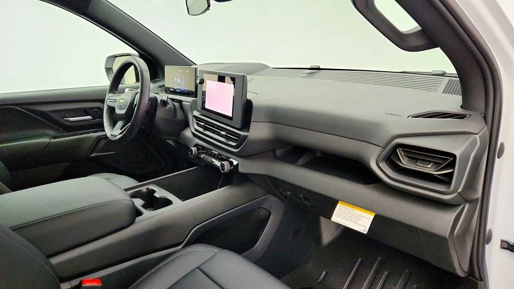 Used 2024 Summit White Chevrolet e4WD Crew Cab Work Truck w/ 1FL Fleet Pkg & Spray-On Bedliner image 25