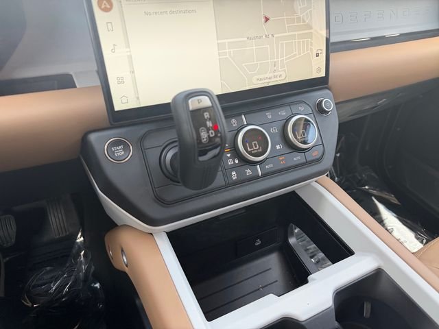 New 2026 Woolstone Green Land Rover S image 24