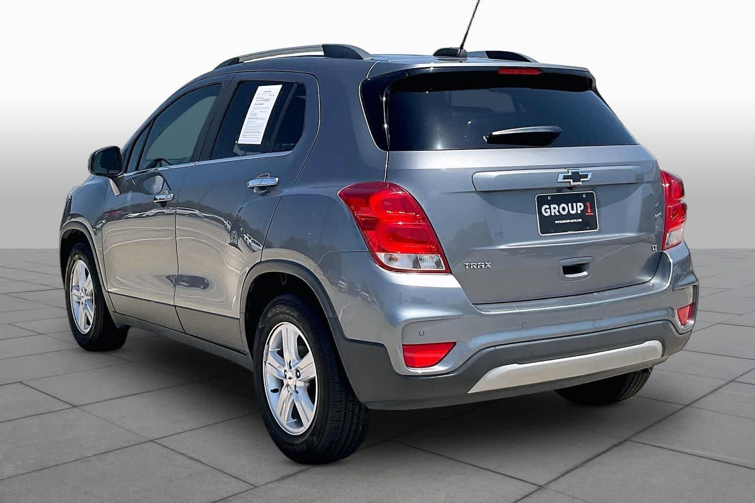 Used 2020 Satin Steel Metallic Chevrolet LT image 12
