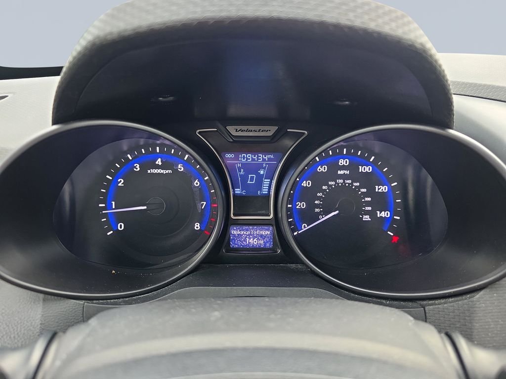 Used 2013 Vitamin C Pearl Hyundai Turbo image 29