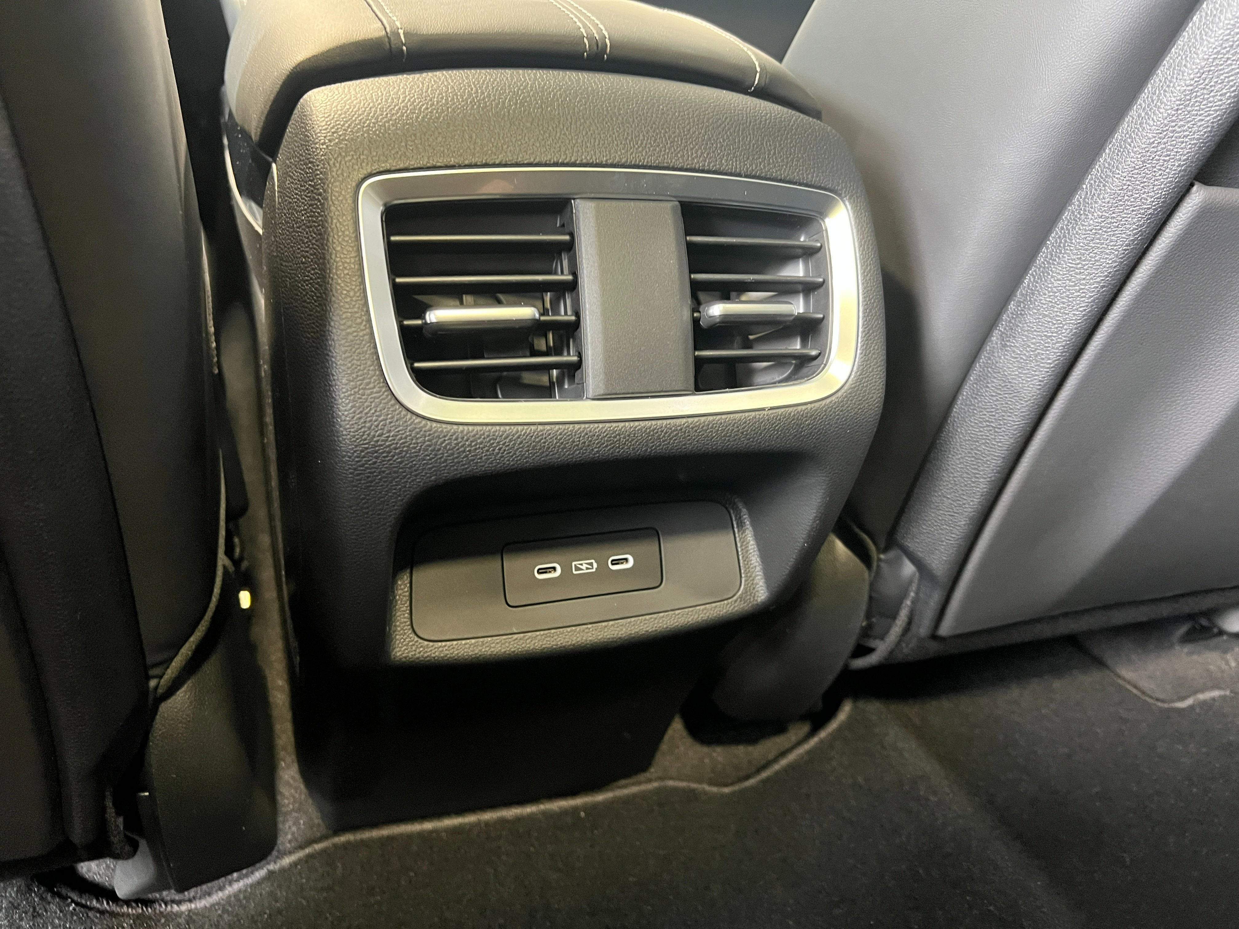 New 2026 Solar Silver Metallic Acura w/Technology Package image 26