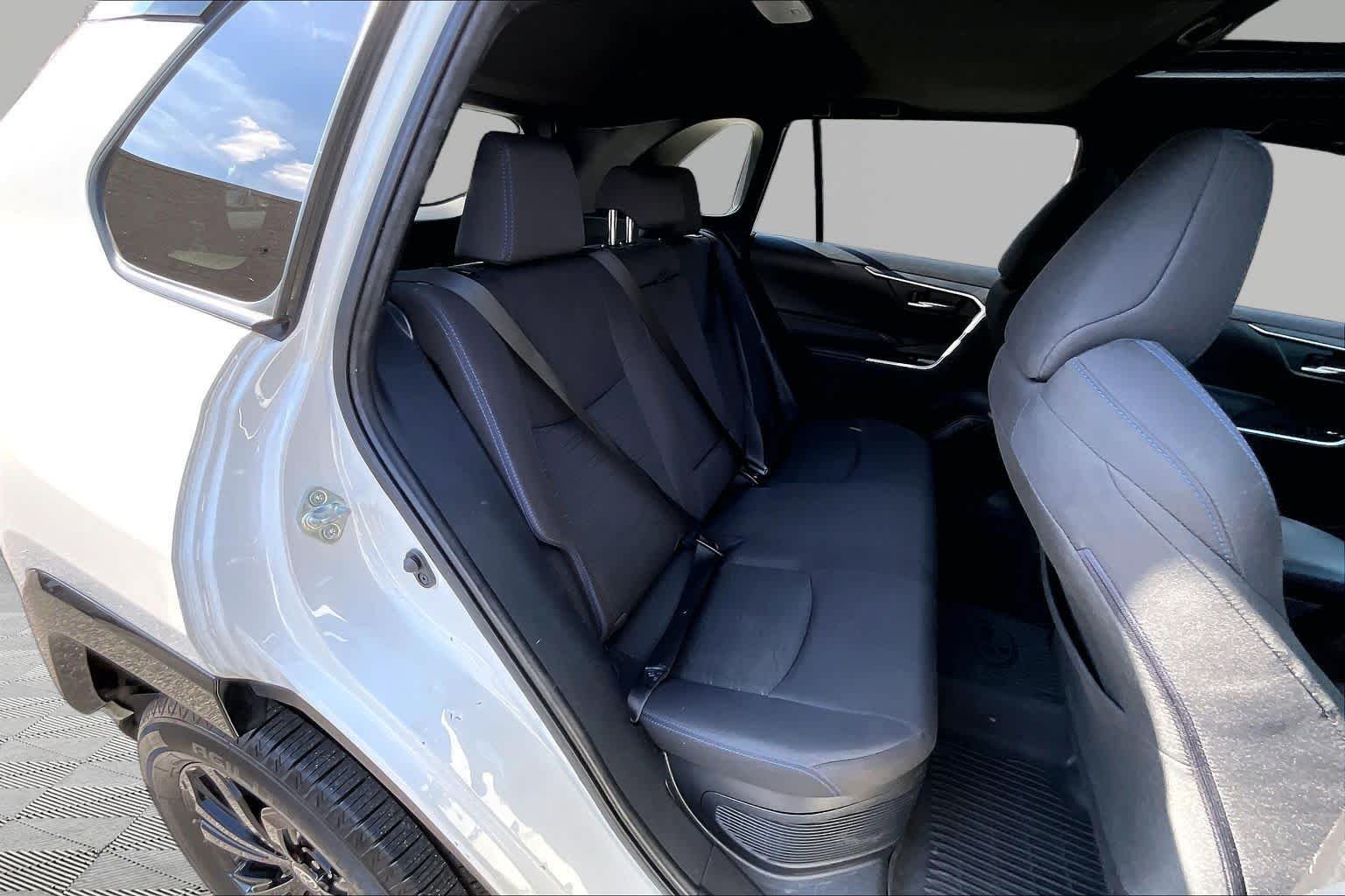 Used 2022 Blizzard Pearl Toyota Hybrid SE image 20