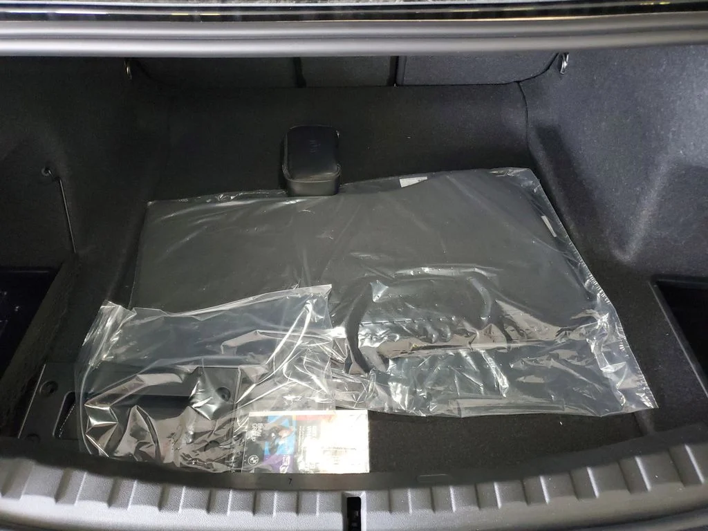 New 2026 Black Sapphire Metallic BMW M340i image 7