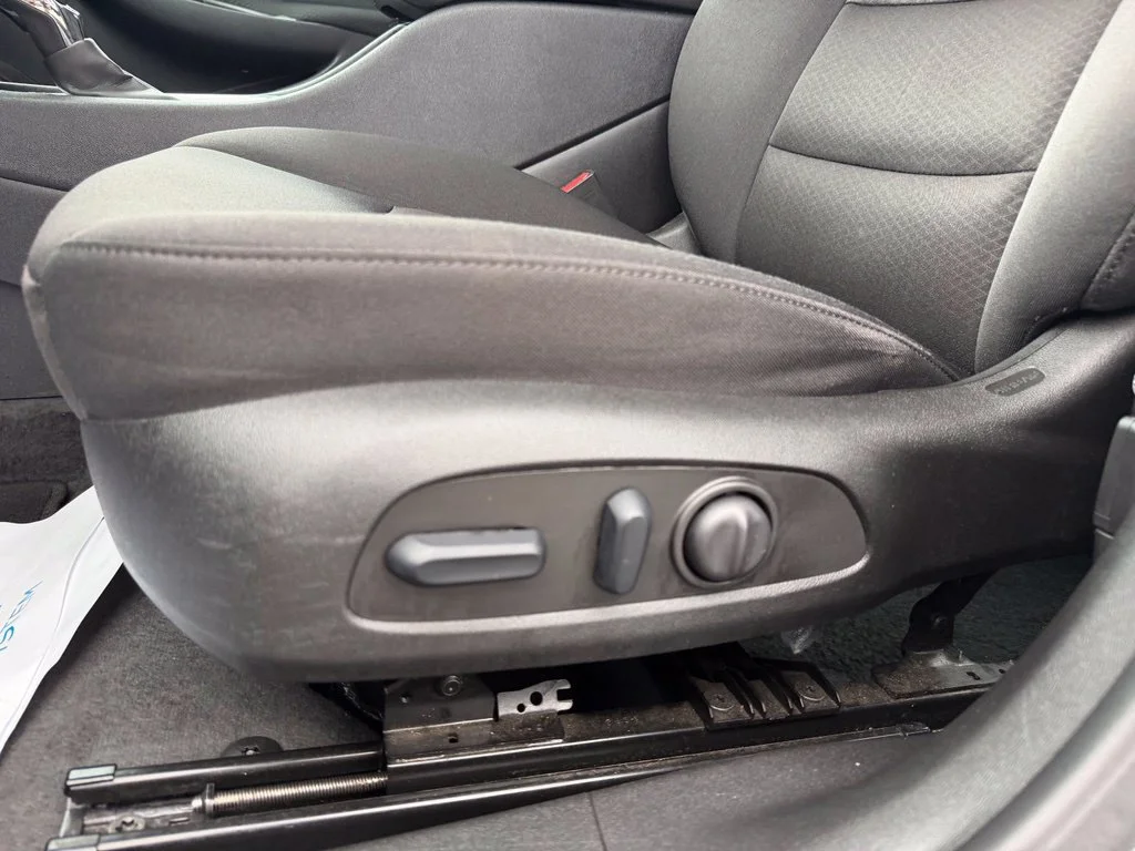 Used 2025 Sterling Gray Metallic Chevrolet 1LT image 27