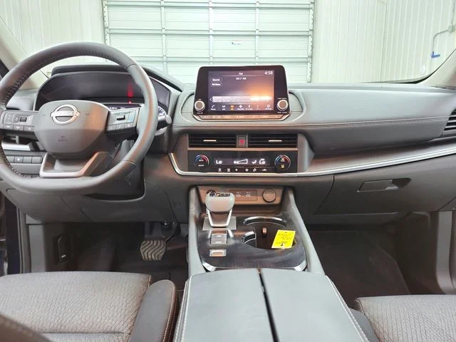 Used 2025 Blue Nissan SV image 26