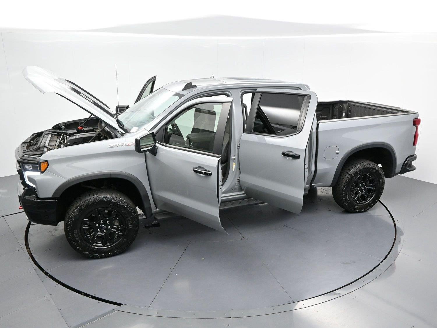 Used 2024 Slate Gray Metallic Chevrolet ZR2 image 39