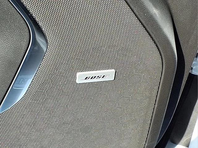 New 2026 Polar White Tricoat Chevrolet Premier image 16