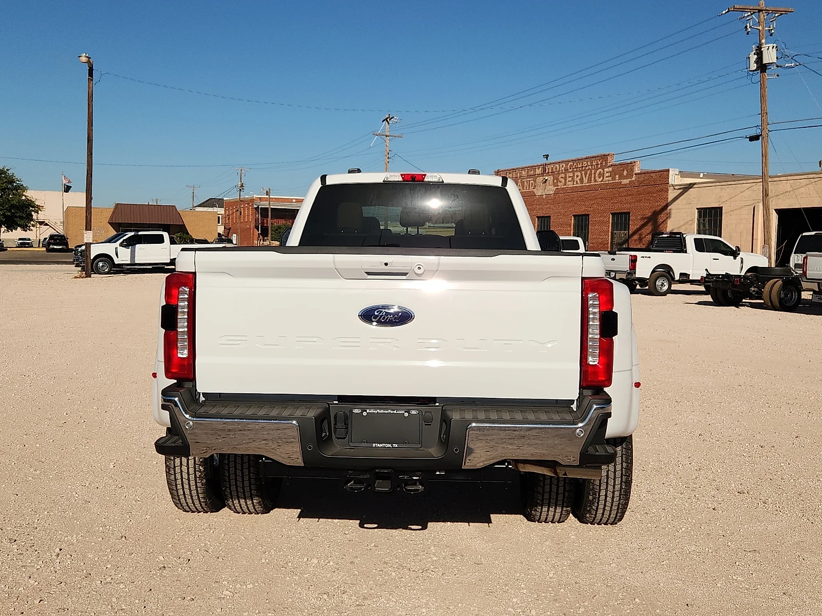 New 2026 Oxford White Ford LARIAT image 6