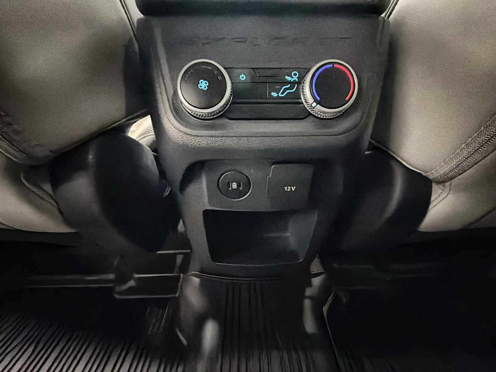 Used 2026 Vapor Blue Metallic Ford Active w/200A Pkg image 22