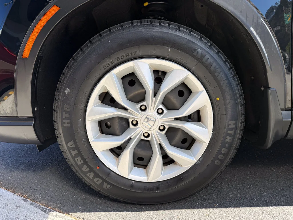 Used 2024  Honda LX image 14