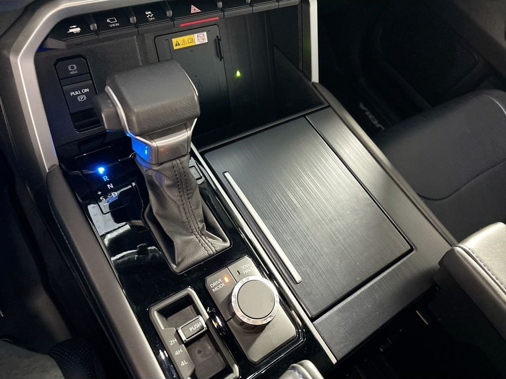 Used 2024 Blueprint Toyota Platinum image 18