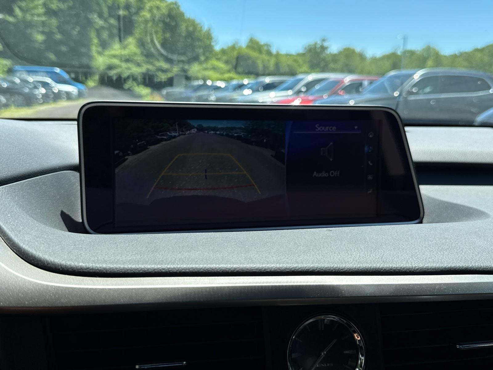 Used 2019  LEXUS FSPORT image 17