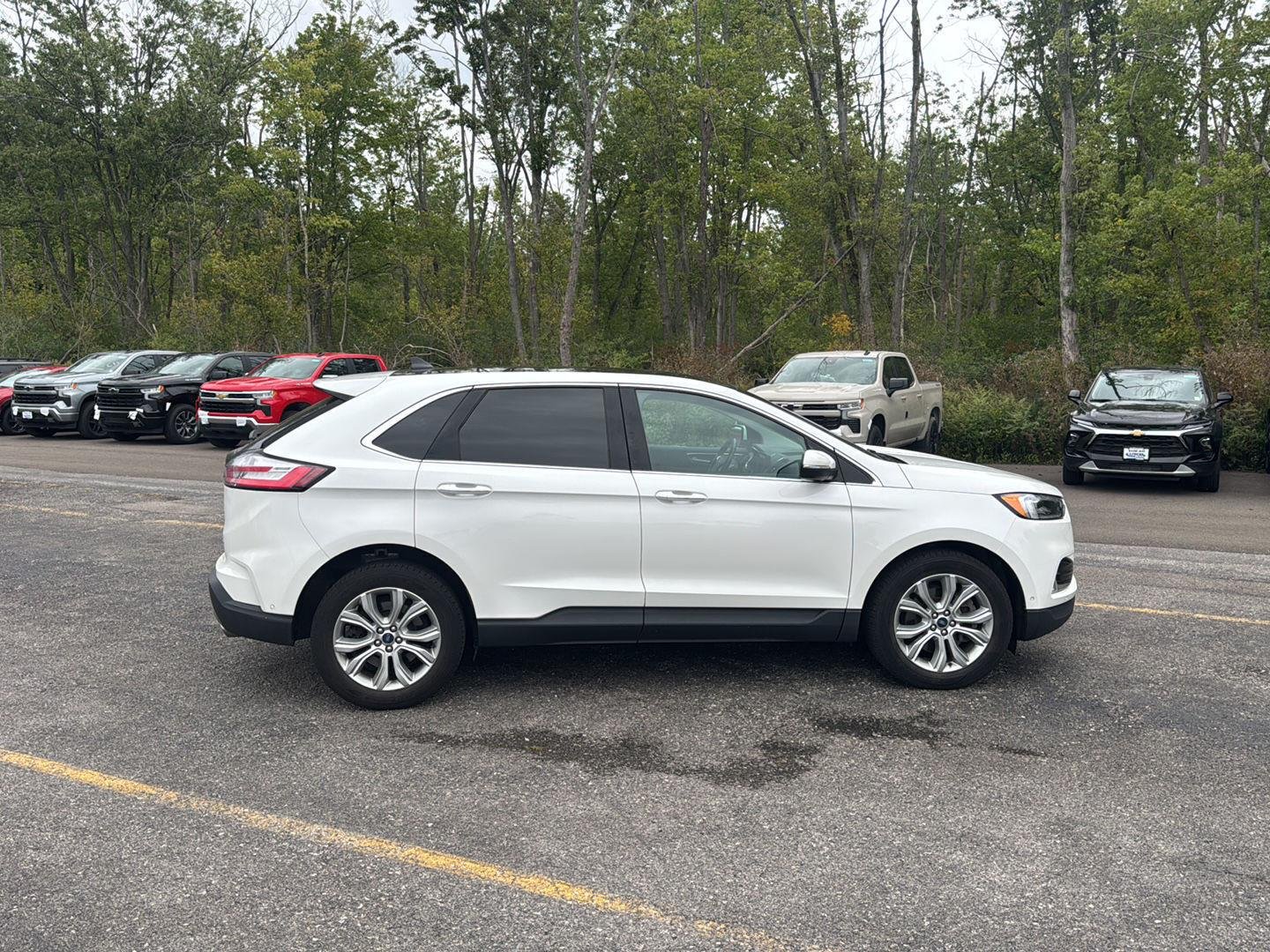 Used 2021 Star White Metallic Tri-Coat Ford Titanium image 10