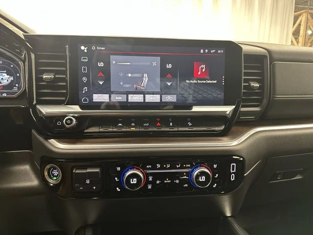 Used 2022 Blue GMC SLT image 19