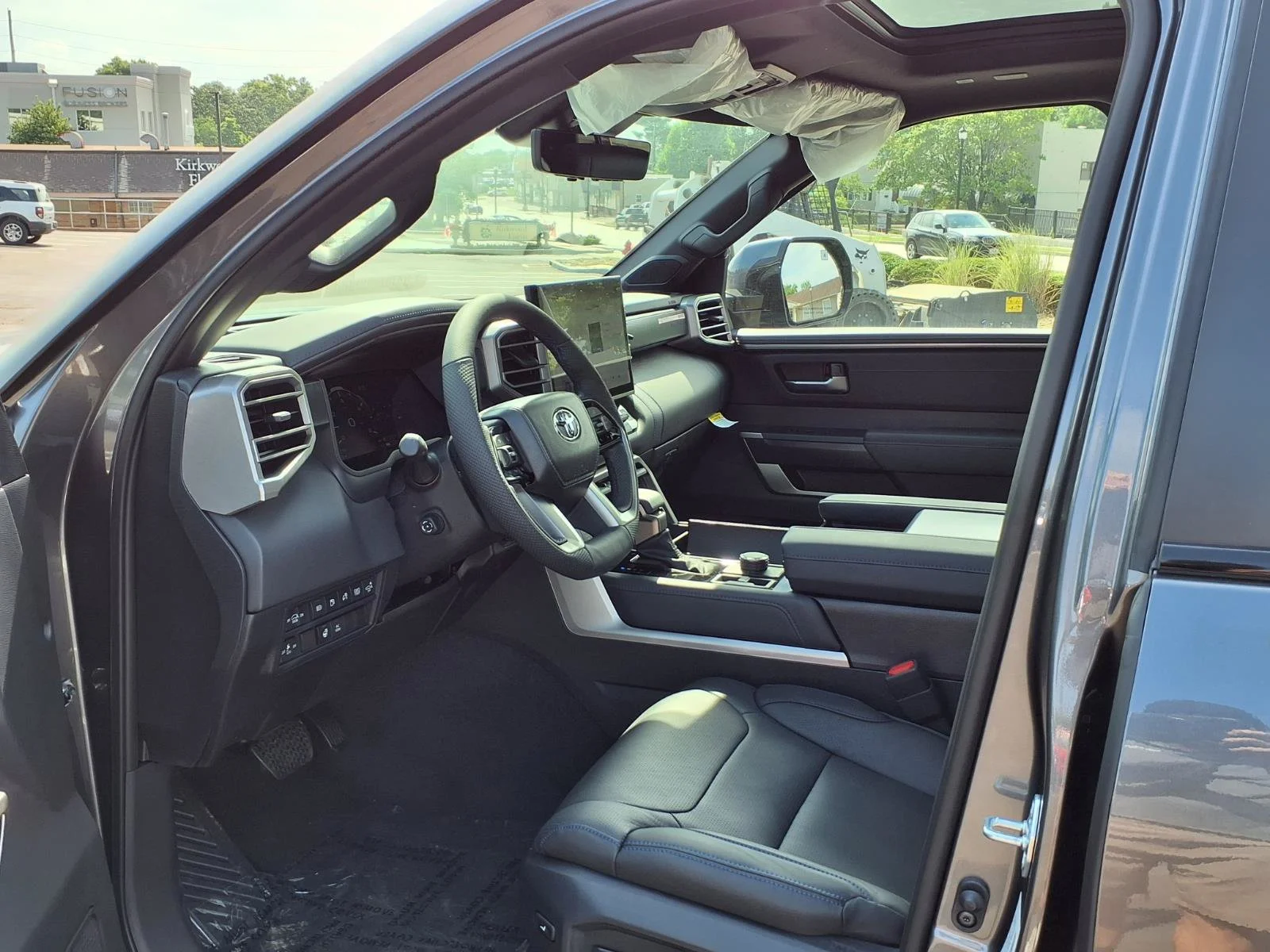 New 2026 Magnetic Gray Metallic Toyota  Platinum image 16