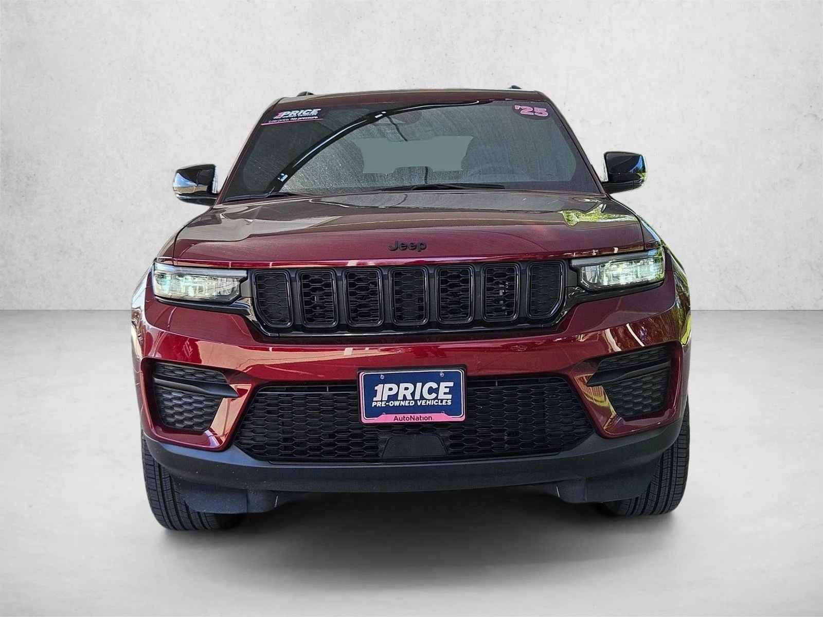 Used 2025 Velvet Red Pearlcoat Jeep Altitude X image 2