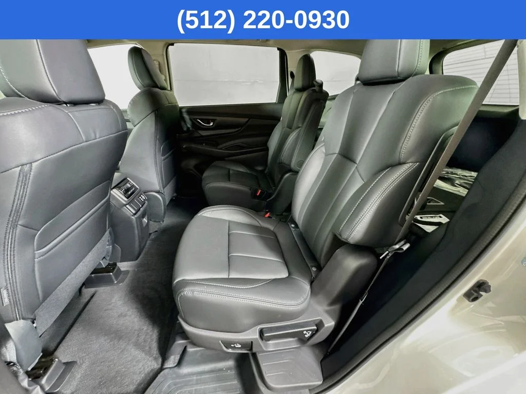 New 2026 CRYSTAL WHITE PEARL Subaru Premium 7-Passenger image 30