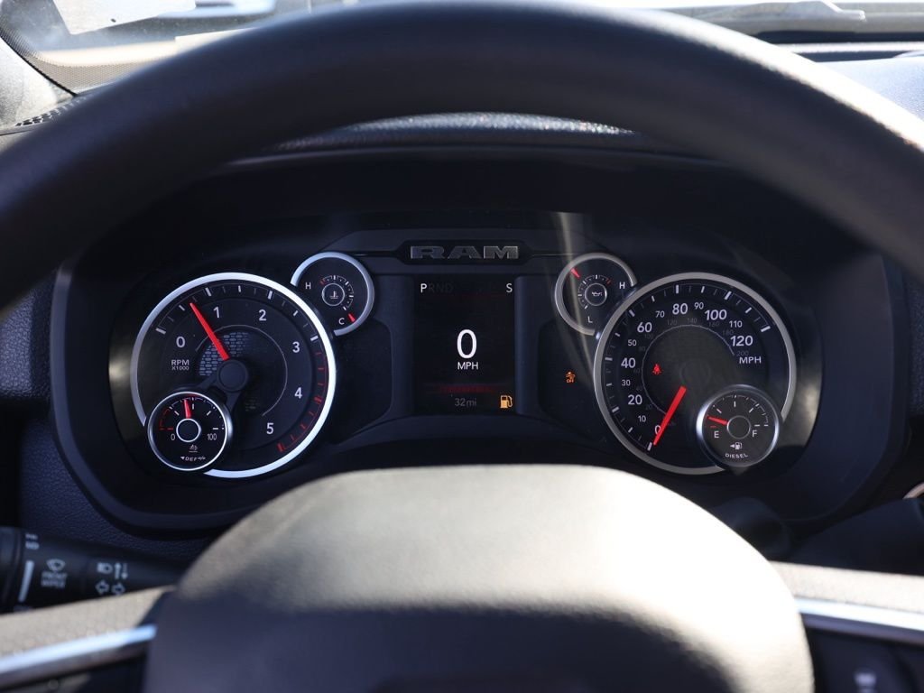 New 2026 Silver-Zynith Exterior Paint RAM Tradesman image 26