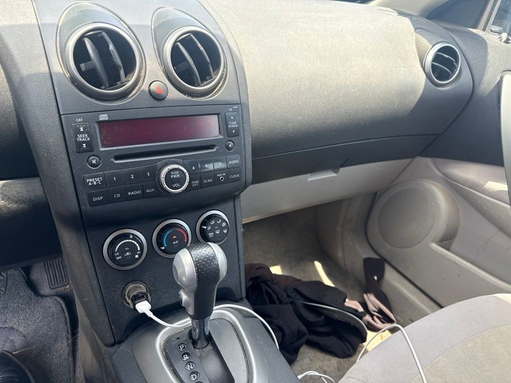 Used 2010 Black Nissan S image 46