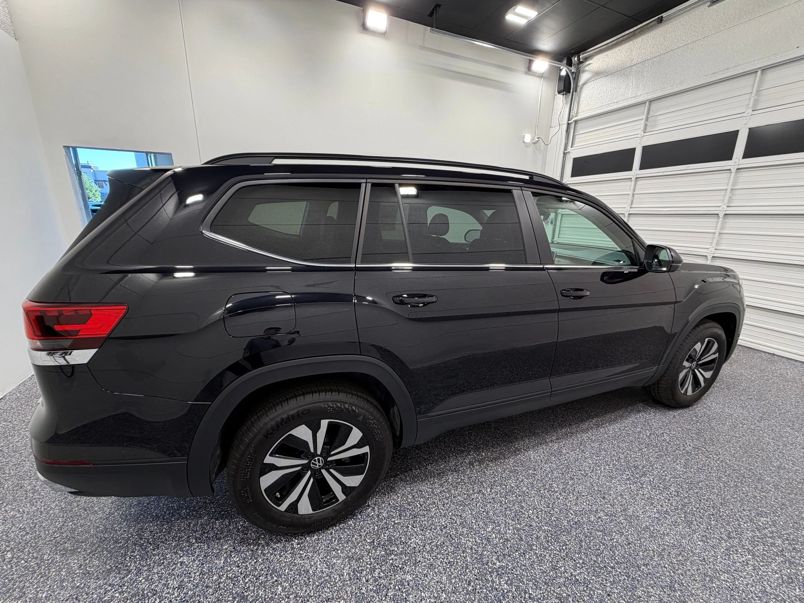 New 2026 Black Volkswagen 2.0T SE image 7