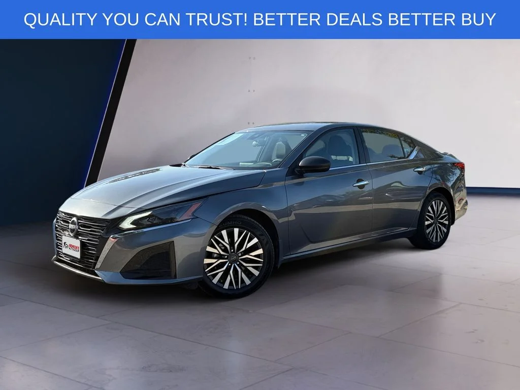 Used 2024 Gray Nissan 2.5 SV image 1