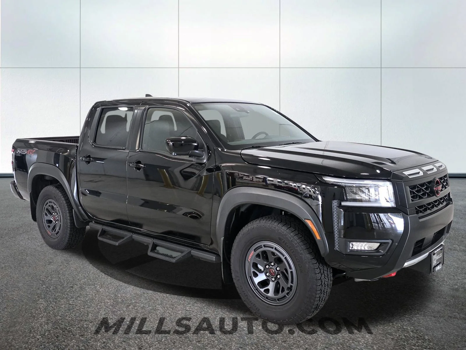 2026 Nissan Frontier PRO-4X - Photo 9