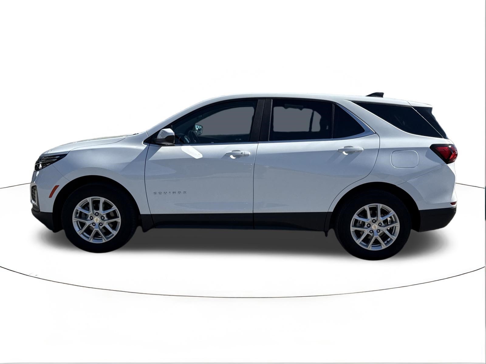 Used 2024 Summit White Chevrolet LT image 6