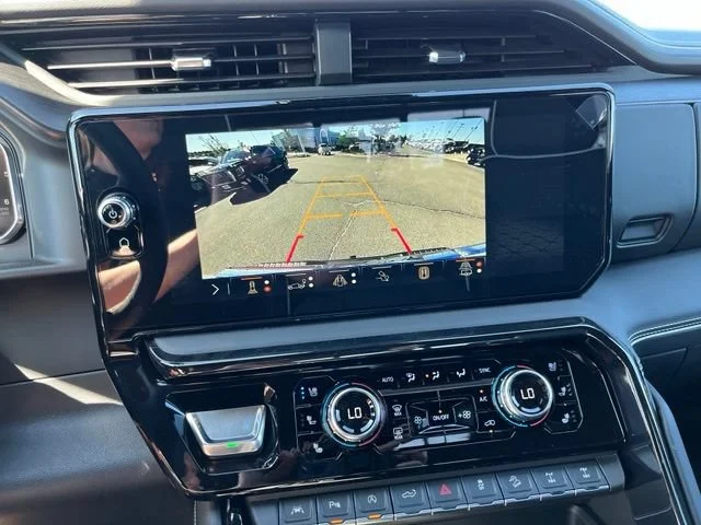 New 2026 Summit White GMC AT4X image 32