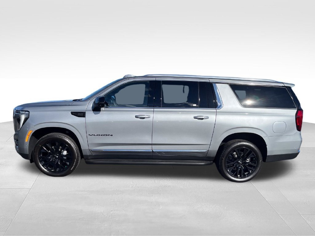 New 2027 Sterling Metallic GMC Elevation image 2