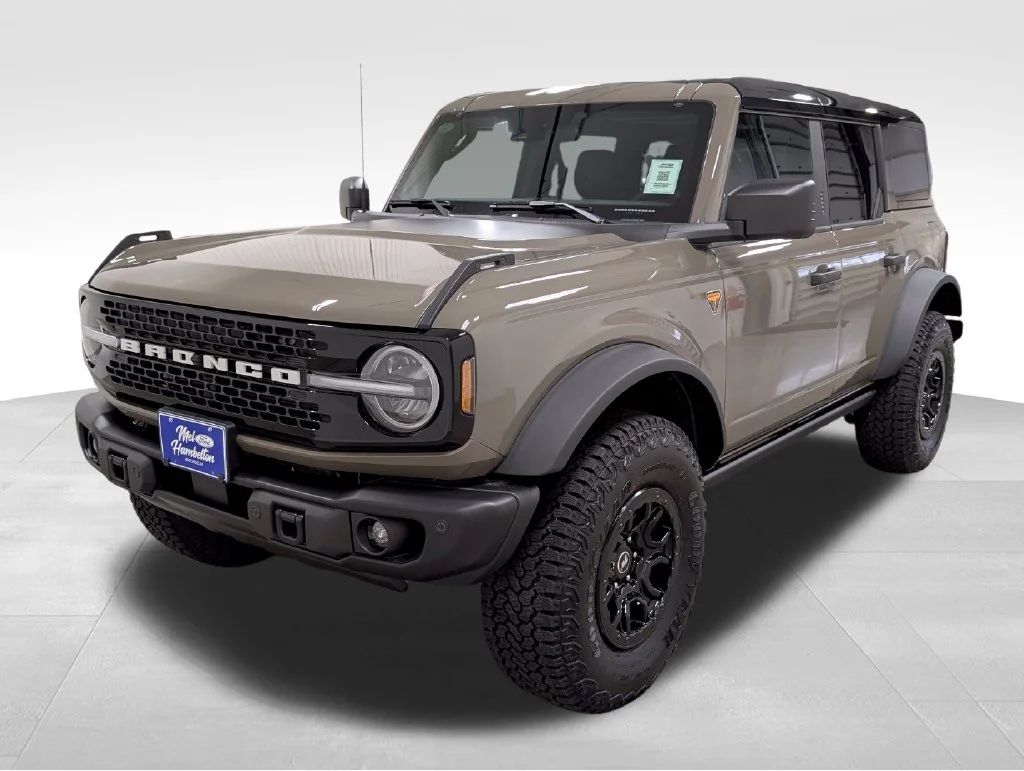 New 2026 Marsh Gray Ford Badlands® image 19